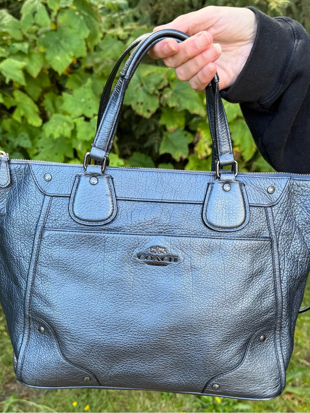 Coach Blue Mickie pebbled Leather Tote Bag w/strap comes with silver dust bag